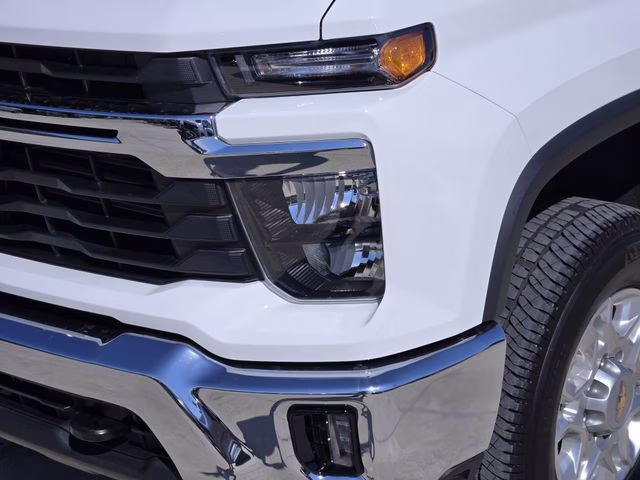2025 Summit White Chevrolet Silverado 2500HD LT 4X4 Truck