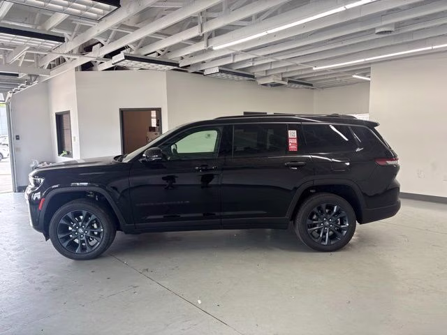 2026 Diamond Black Crystal Pearlcoat Jeep Grand Cherokee L 85th Anniversary Edition 4X4 SUV