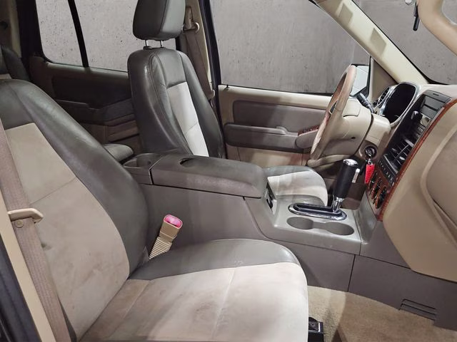 2007 Dark Stone Clearcoat Metallic Ford Explorer Eddie Bauer 4X4 SUV