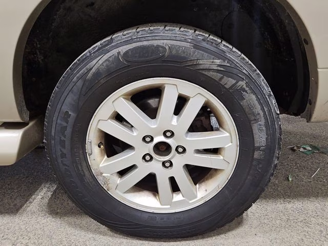 2007 Dark Stone Clearcoat Metallic Ford Explorer Eddie Bauer 4X4 SUV