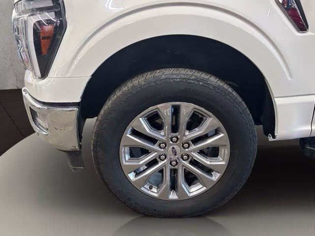 2024 White Metallic Ford F-150 Lariat 4X4 Truck