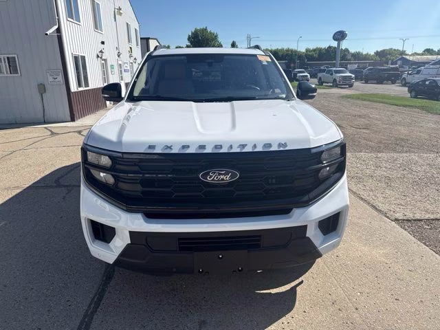 2025 Oxford White Ford Expedition Active 4X4 SUV