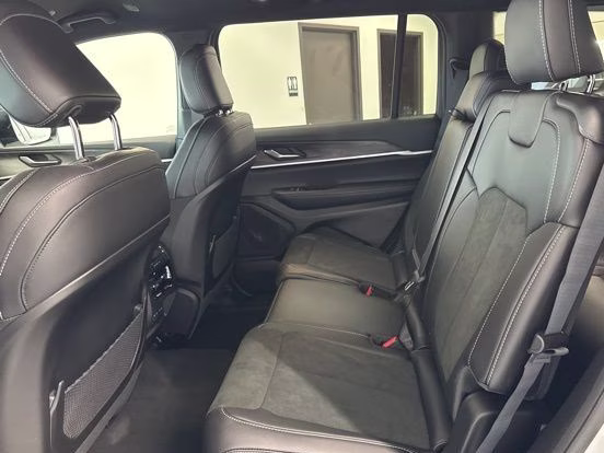 2026 Bright White Clearcoat Jeep Grand Cherokee L Altitude 4X4 SUV
