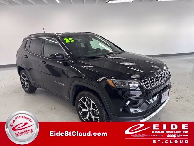 2025 Diamond Black Crystal Pearlcoat Jeep Compass Limited 4X4 SUV