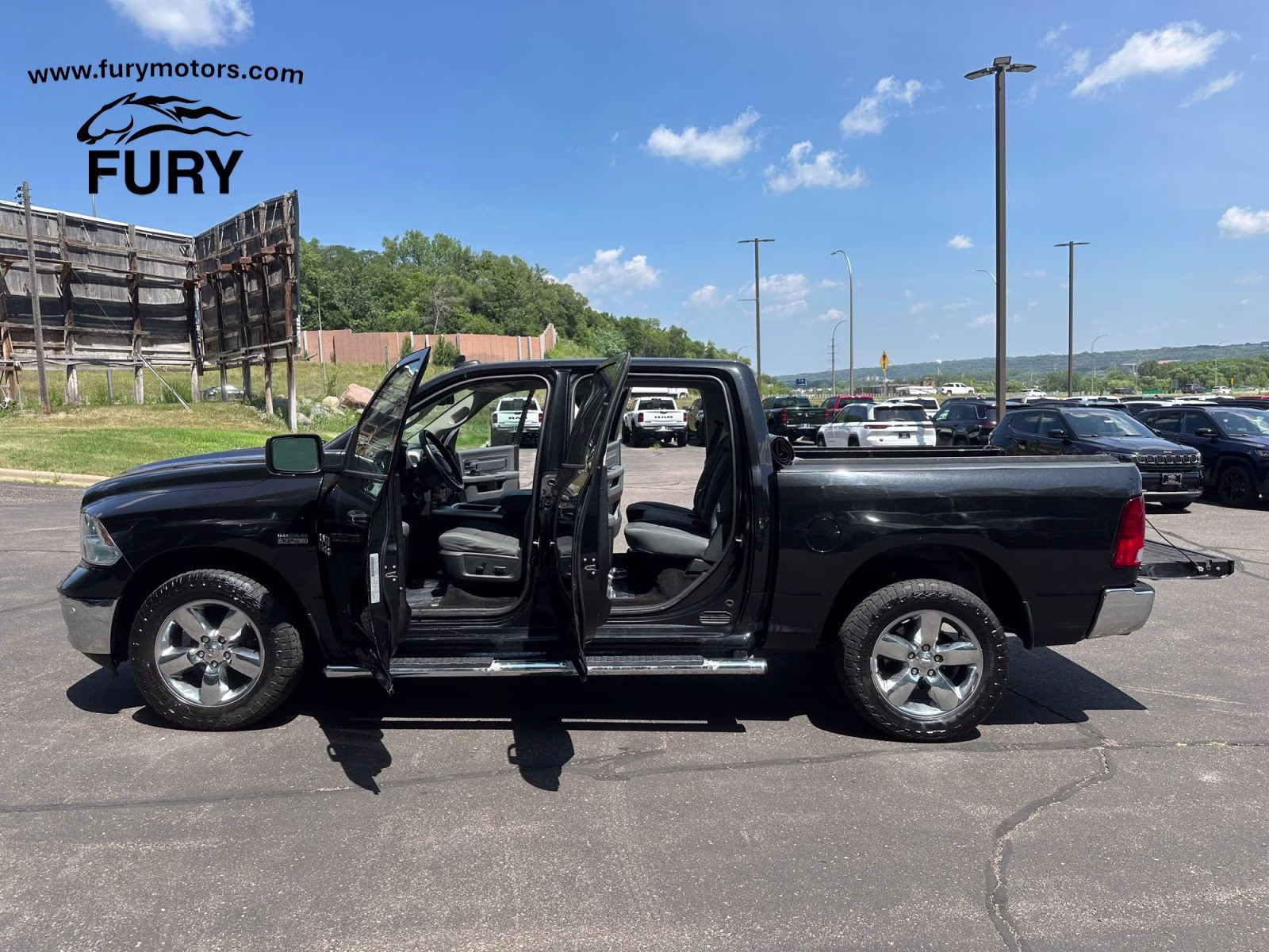 2017 Brilliant Black Crystal Pearlcoat Ram 1500 Big Horn 4X4 Truck
