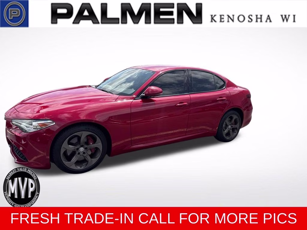 2018 Alfa Rosso Alfa Romeo Giulia Base AWD Sedan