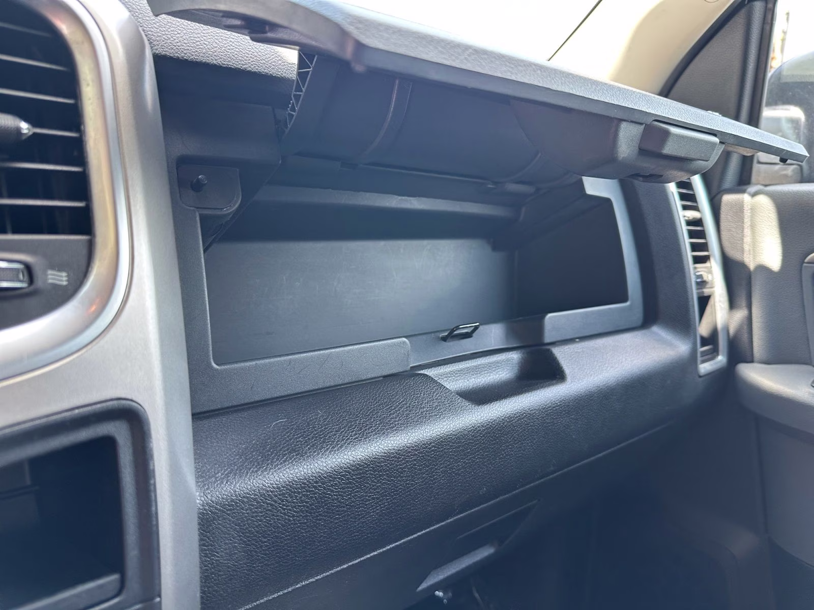 2017 Brilliant Black Crystal Pearlcoat Ram 1500 Big Horn 4X4 Truck