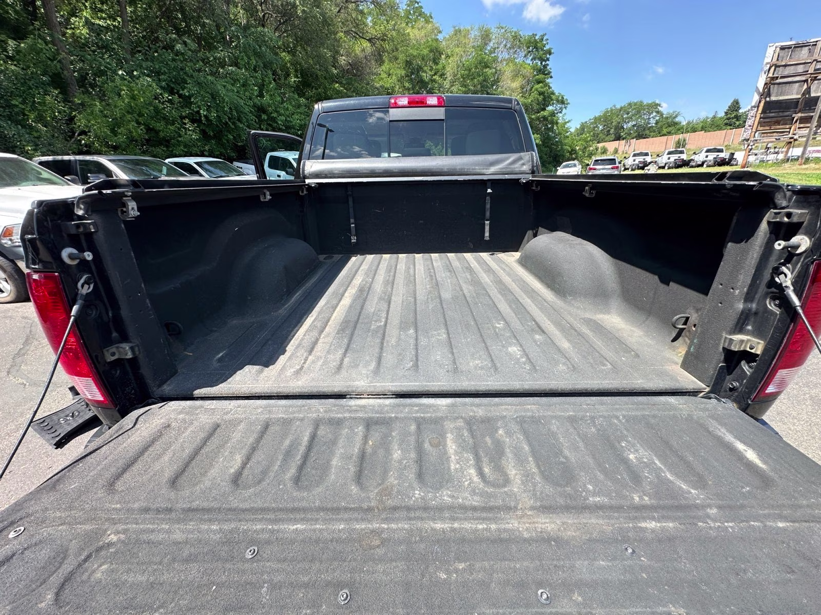 2017 Brilliant Black Crystal Pearlcoat Ram 1500 Big Horn 4X4 Truck