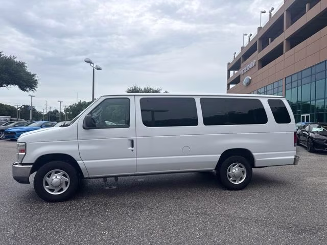 2014 Oxford White Ford Econoline Wagon XLT RWD Van