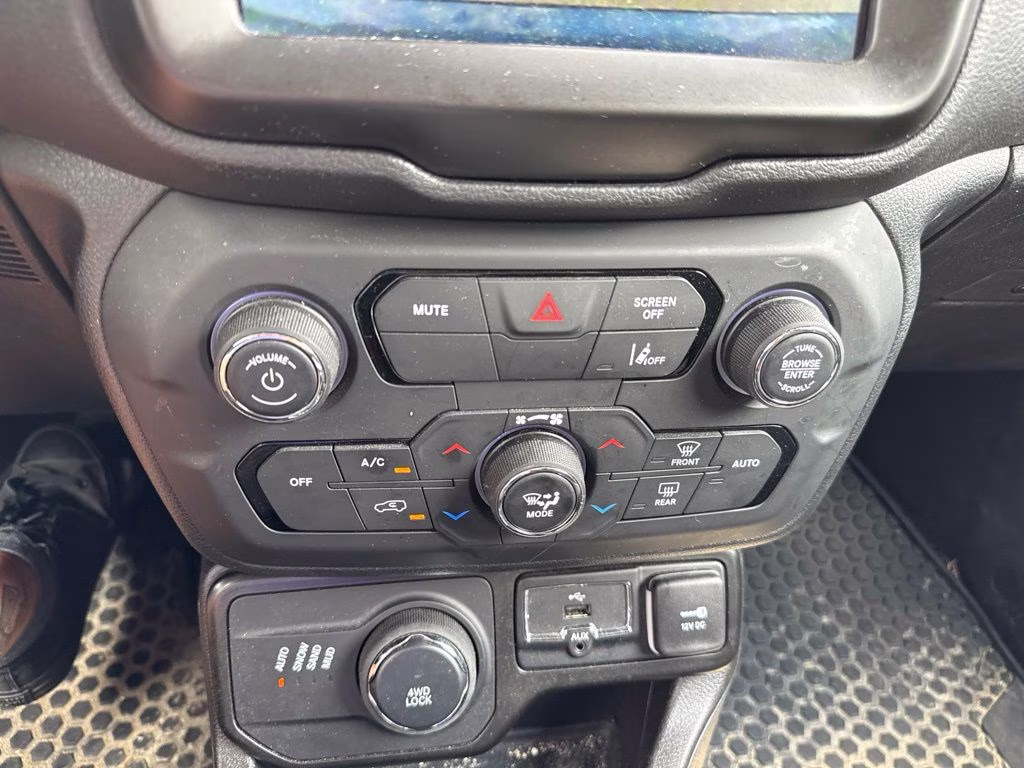2023 Slate Blue Jeep Renegade Latitude 4X4 SUV