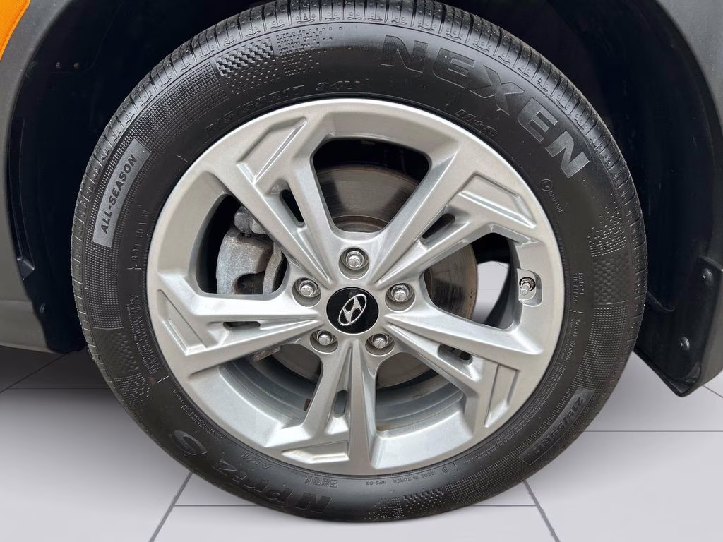 2023 Cyber Silver Hyundai Kona SEL AWD SUV