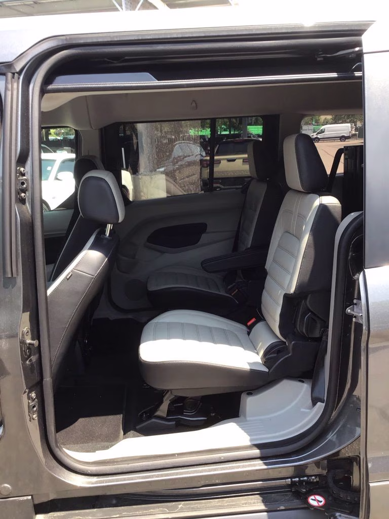 2019 Magnetic Ford Transit Connect XLT FWD Crossover