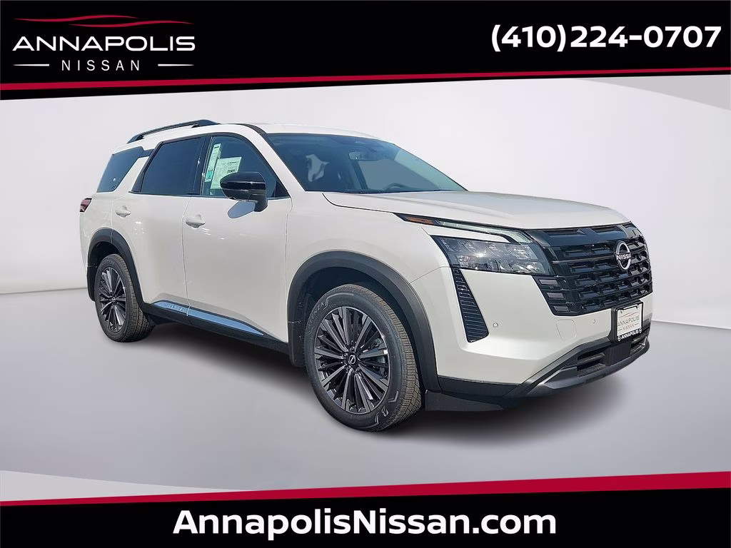 2026 Everest White Pearl Tricoat Nissan Pathfinder Platinum 4X4 SUV