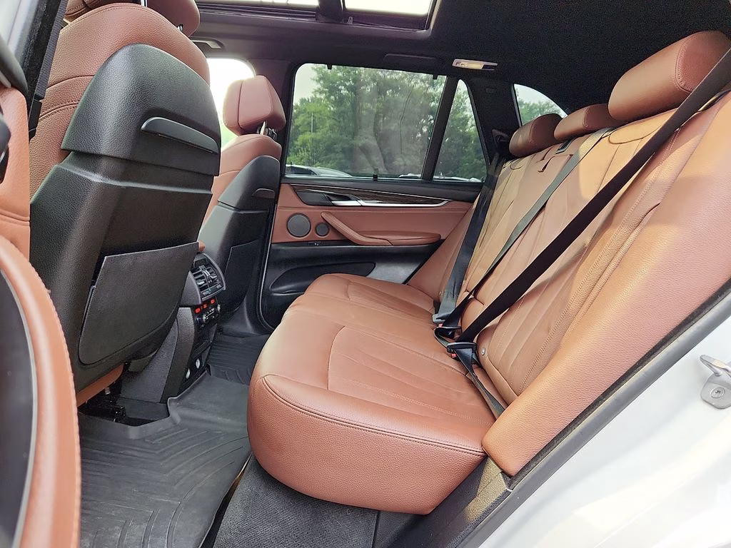 2016 White Metallic BMW X5 xDrive50i AWD SUV