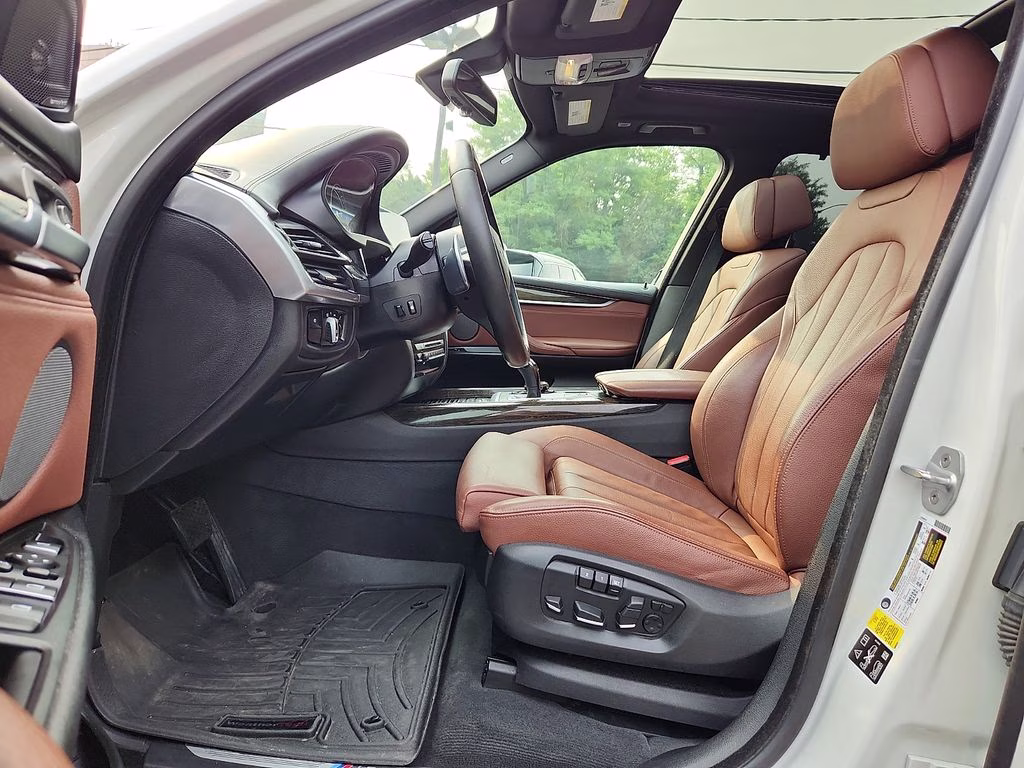 2016 White Metallic BMW X5 xDrive50i AWD SUV