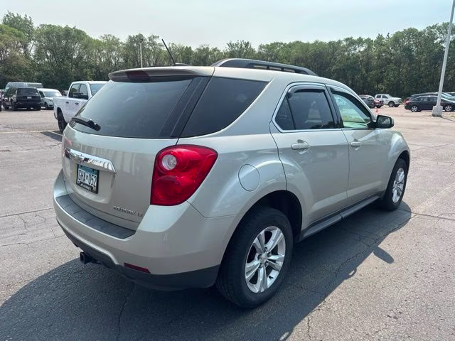 2015 Champagne Silver Metallic Chevrolet Equinox LT AWD SUV