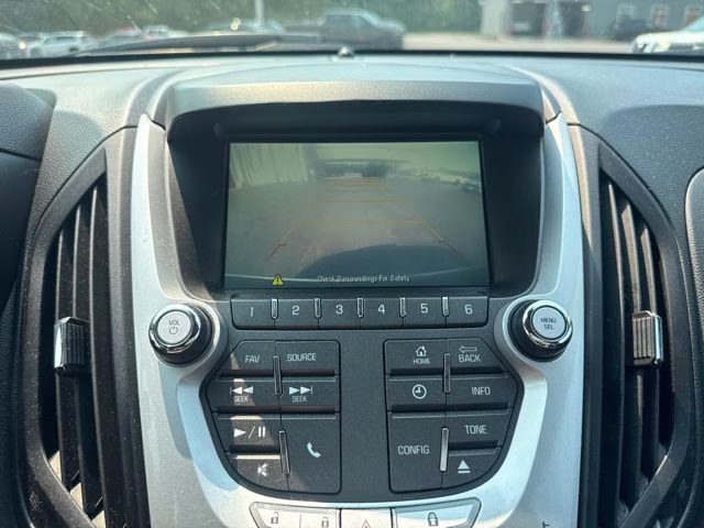 2015 Champagne Silver Metallic Chevrolet Equinox LT AWD SUV