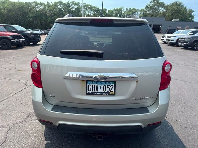2015 Champagne Silver Metallic Chevrolet Equinox LT AWD SUV