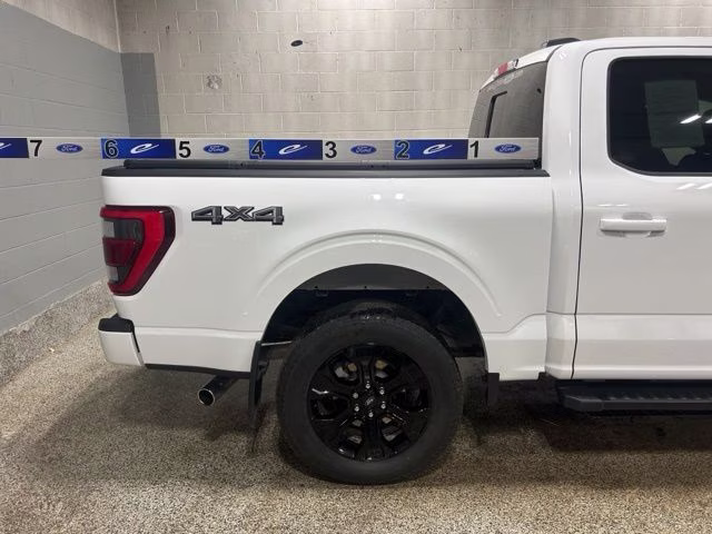 2022 Oxford White Ford F-150 Lariat 4X4 Truck