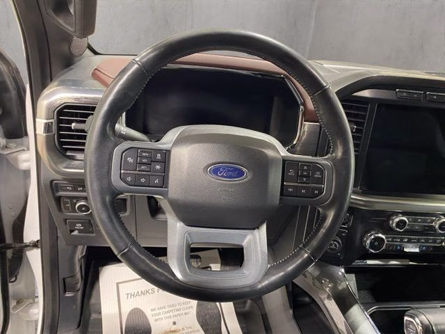2023 Oxford White Ford F-150 Lariat 4X4 Truck