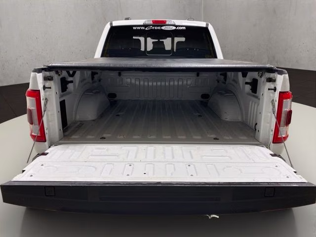 2023 Oxford White Ford F-150 Lariat 4X4 Truck