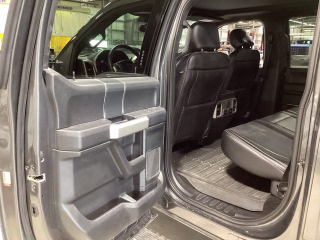 2018 Magnetic Metallic Ford F-150 Lariat 4X4 Truck