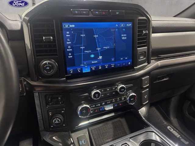 2022 Oxford White Ford F-150 Lariat 4X4 Truck