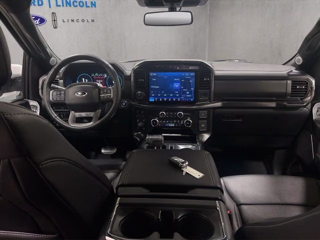 2022 Oxford White Ford F-150 Lariat 4X4 Truck