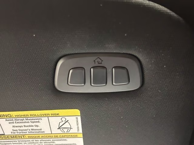 2022 Oxford White Ford F-150 Lariat 4X4 Truck