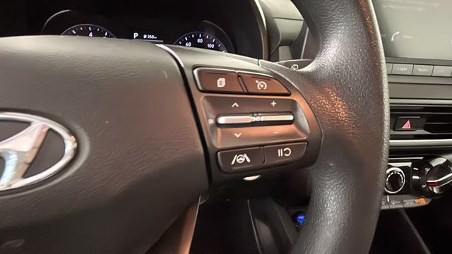 2023 Cyber Silver Hyundai Kona SEL AWD SUV