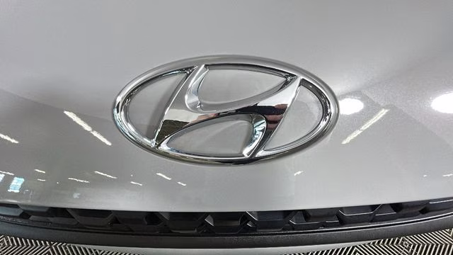 2023 Cyber Silver Hyundai Kona SEL AWD SUV