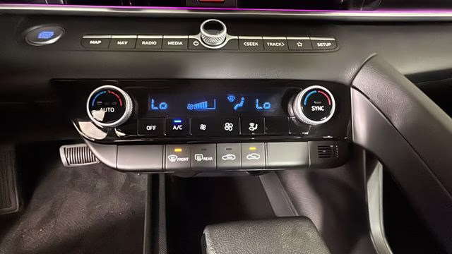 2024 Gray Hyundai Elantra SEL FWD Sedan