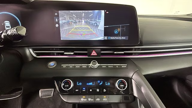 2024 Gray Hyundai Elantra SEL FWD Sedan