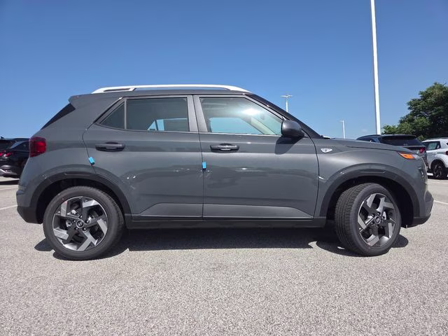2026 Ecotronic Gray Hyundai Venue SEL FWD SUV