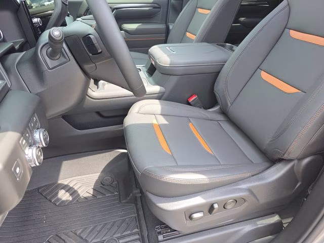 2026 Sterling Metallic GMC Sierra 2500HD AT4 4X4 Truck