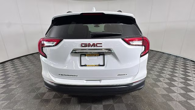 2024 Summit White GMC Terrain SLE AWD SUV