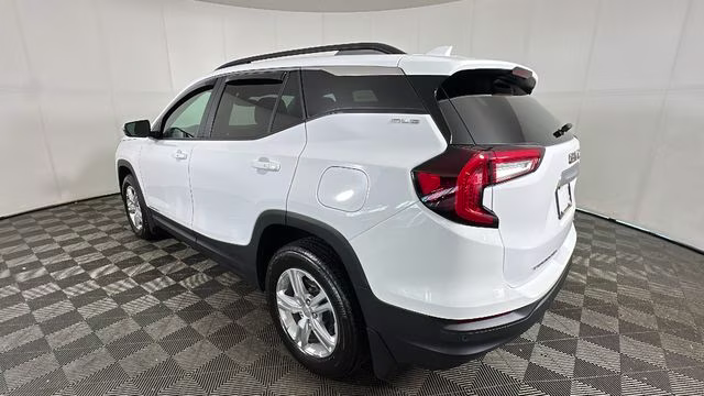 2024 Summit White GMC Terrain SLE AWD SUV
