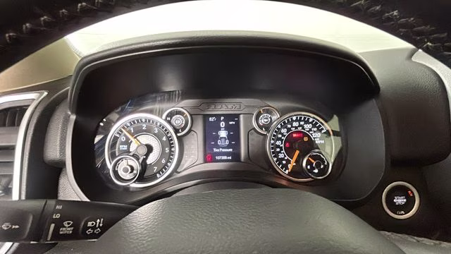 2019 Blue Streak Pearlcoat Ram 1500 Big Horn/Lone Star 4X4 Truck
