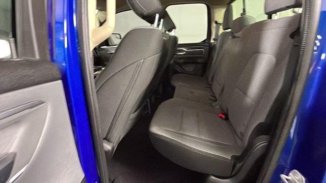 2019 Blue Streak Pearlcoat Ram 1500 Big Horn/Lone Star 4X4 Truck
