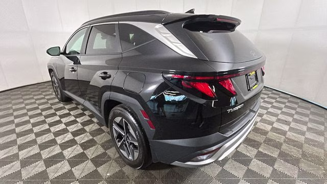 2026 Phantom Black Hyundai Tucson SEL FWD SUV