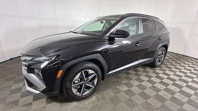 2026 Phantom Black Hyundai Tucson SEL FWD SUV