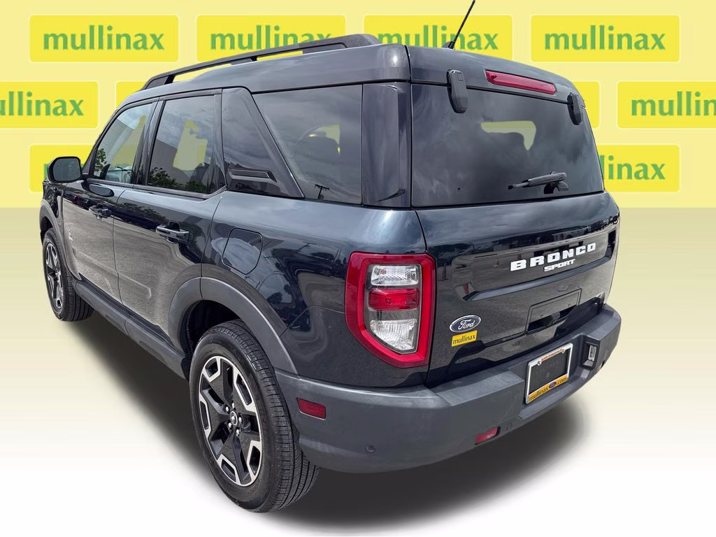 2021 Alto Blue Metallic Tinted Clearcoat Ford Bronco Sport Outer Banks 4X4 SUV