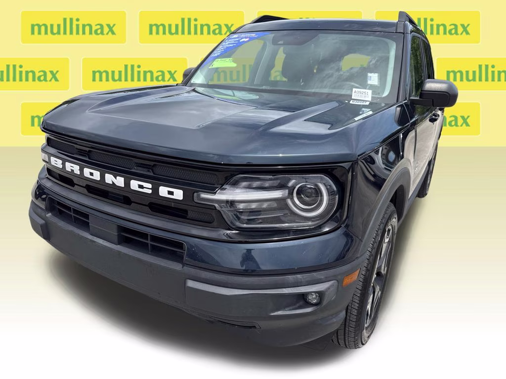 2021 Alto Blue Metallic Tinted Clearcoat Ford Bronco Sport Outer Banks 4X4 SUV