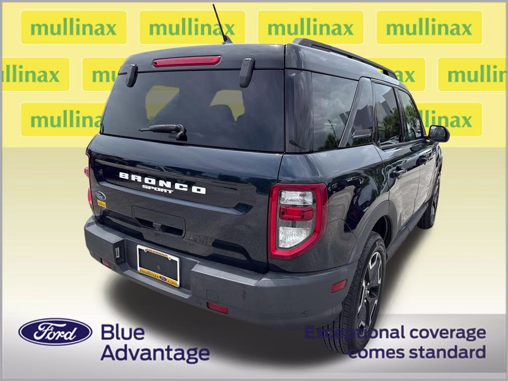 2021 Alto Blue Metallic Tinted Clearcoat Ford Bronco Sport Outer Banks 4X4 SUV