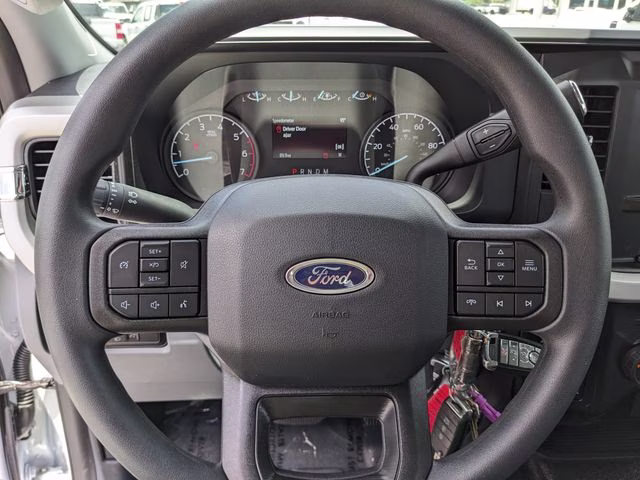 2026 Oxford White Ford Super Duty F-250 SRW XL 4X4 Truck