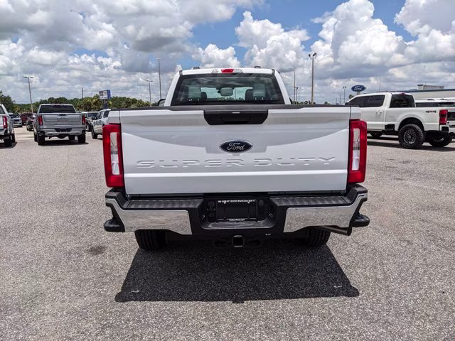 2026 Oxford White Ford Super Duty F-250 SRW XL 4X4 Truck