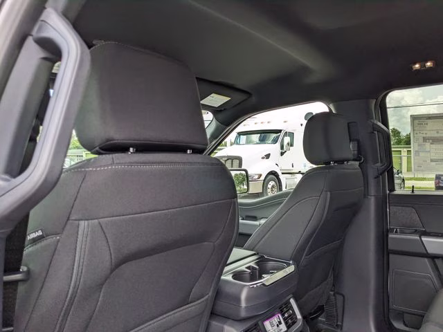 2026 Avalanche Ford F-150 XLT 4X4 Truck