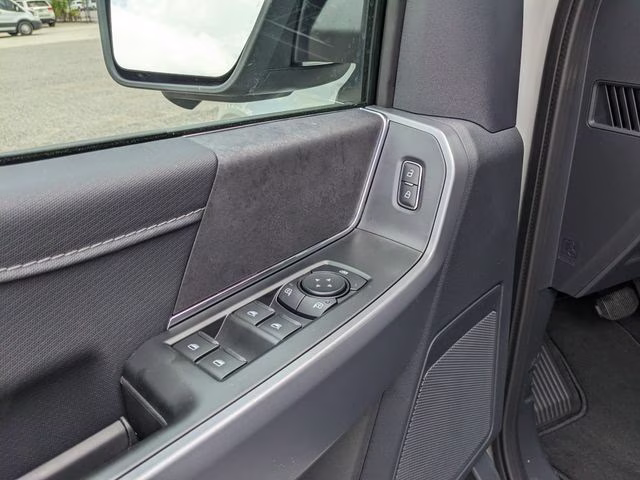 2026 Avalanche Ford F-150 XLT 4X4 Truck