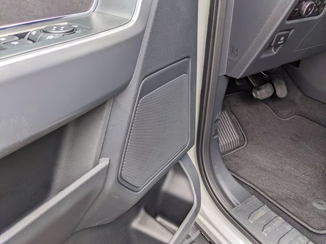 2026 Avalanche Ford F-150 XLT 4X4 Truck