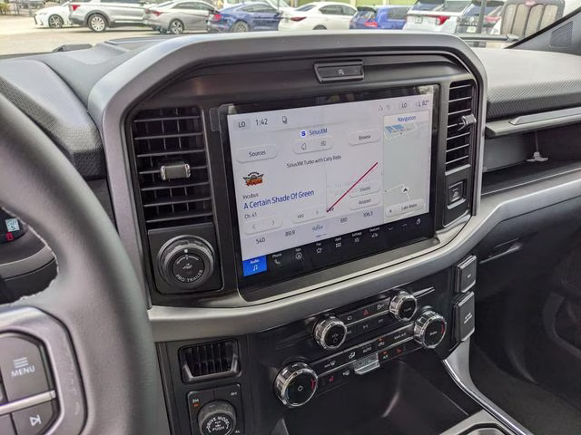 2026 Avalanche Ford F-150 XLT 4X4 Truck